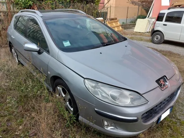 1#8136 Automobile Peugeot 407 SW