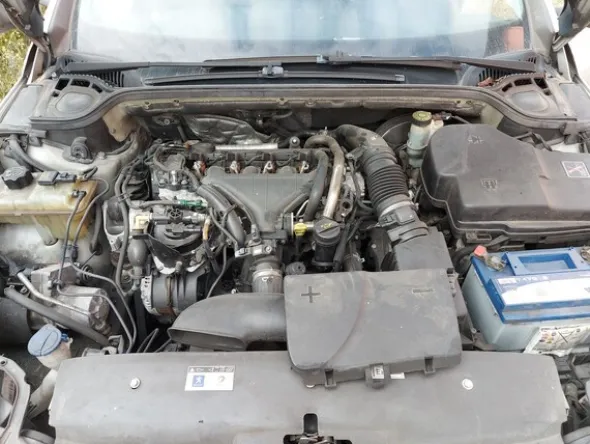 1#8136 Automobile Peugeot 407 SW