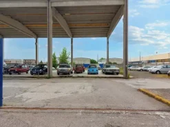 #21379 Autosalone con officine e appartamenti