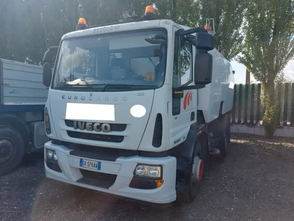 15#7780 Autoveicolo per uso speciale Iveco160/150/E4