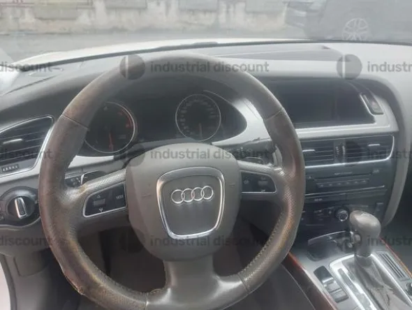 1#10145 Autovettura Audi