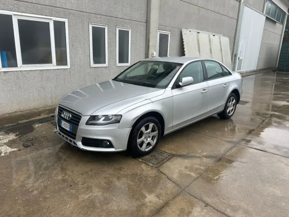 Autovettura Audi A4 – targa EJ826FB