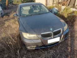 12#7937 Autovettura BMW 330 DX