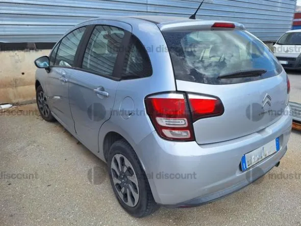 2#9410 Autovettura Citroen C3