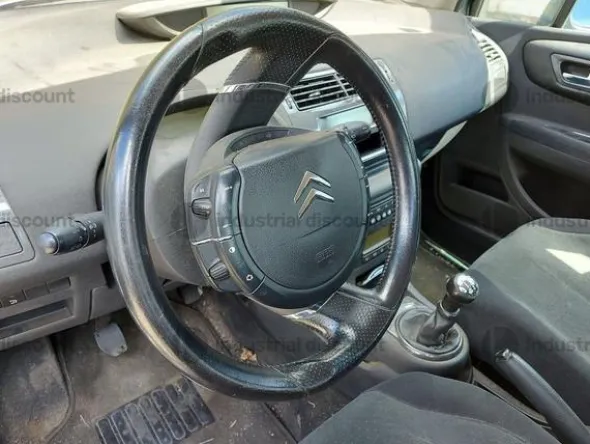 2#9118 Autovettura Citroen C4