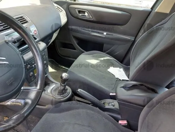 2#9118 Autovettura Citroen C4