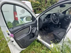 1#9322 Autovettura Dacia Duster