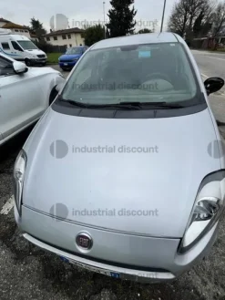 4#9948 Autovettura Fiat Punto