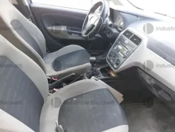 7#8924 Autovettura Fiat Punto