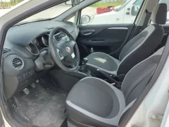 8#8245 Autovettura Fiat Punto