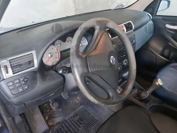 3#8991 Autovettura Fiat Stilo