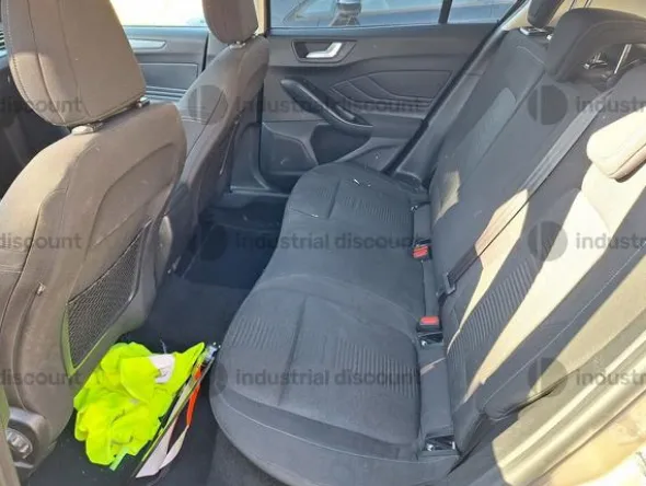 15#8738 Autovettura Ford Focus Active