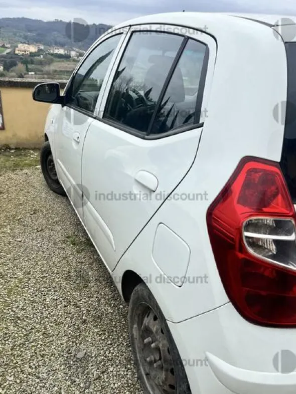 1#9948 Autovettura Hyundai i10
