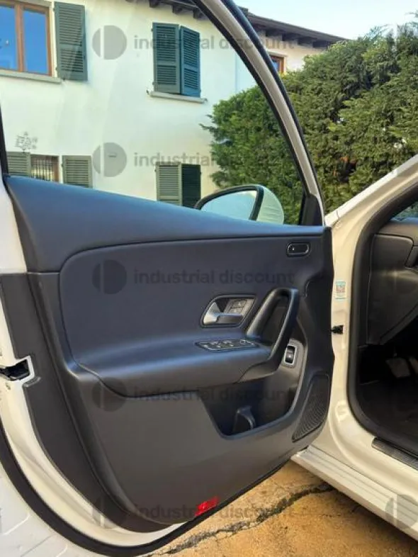 1#10118 Autovettura Mercedes A 250 E QE HYBRID