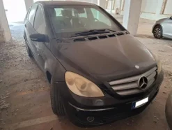 3#8520 Autovettura Mercedes B200 1.9D