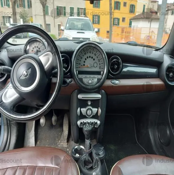 2#9068 Autovettura Mini Cooper cabrio