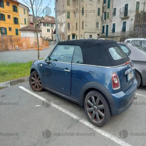 2#9068 Autovettura Mini Cooper cabrio