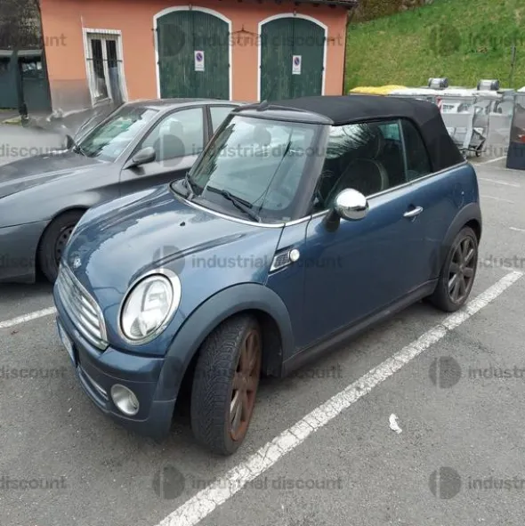2#9068 Autovettura Mini Cooper cabrio