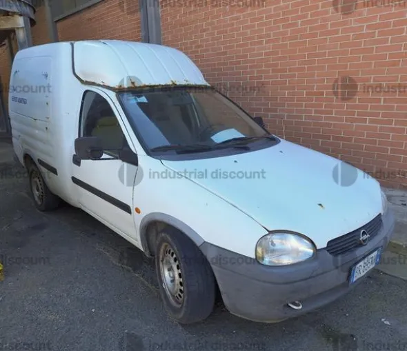 30#10019 Autovettura Opel Combo