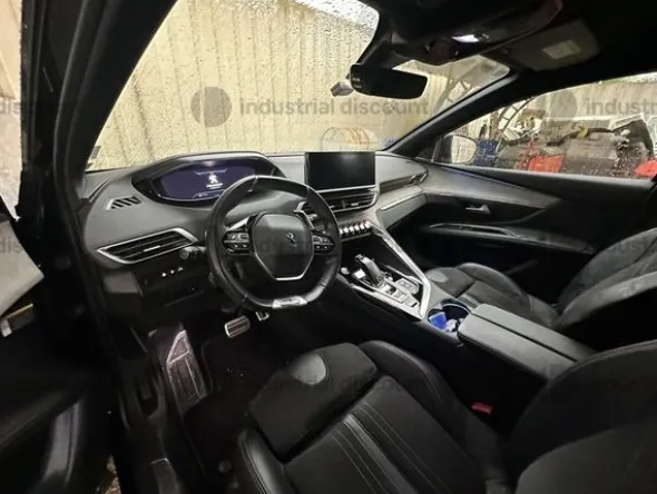 16#9792 Autovettura Peugeot 3008