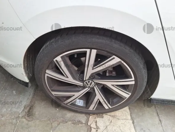 1#9708 Autovettura Volkswagen Golf