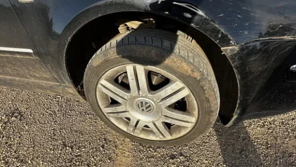 8#8332 Autovettura VolksWagen Passat 2.0 Tdi