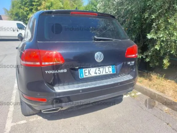 3#9398 Autovettura Volkswagen Touareg