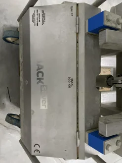 Backsaver Industrial Lifter
