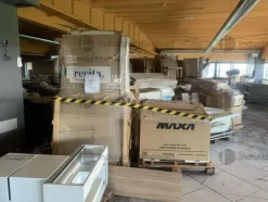 1#9188 Bancali di materiali vari tra cui piastrelle mobili e accessori da bagno