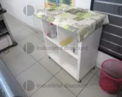 16#9809 Banco armadiato e scaffalature