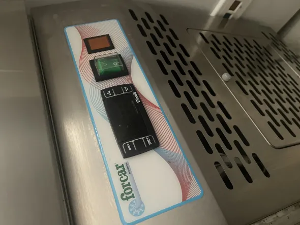 Banco da lavoro refrigerato