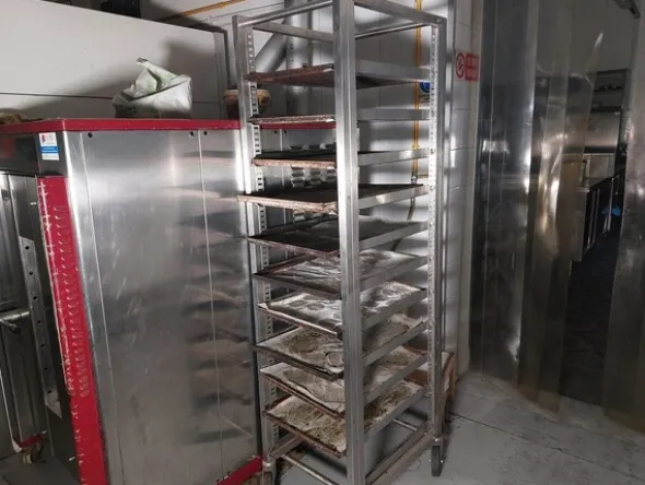 1#8062 Banco frigo Antartika e rastrelliere