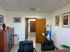 #2638457 Bari Ufficio Via Don Guanella 15/G con posto auto