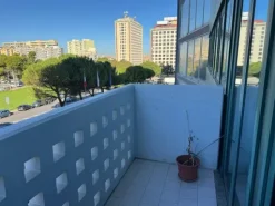 #2638457 Bari Ufficio Via Don Guanella 15/G con posto auto
