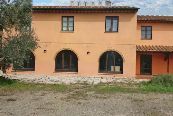 #19022 Bar/pizzeria in complesso turistico ricettivo