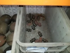 4#3765 Barre forate e pannelli martellati