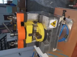 BASE PRESSA + ADATTORI E ACCESSORI PER INFISSI