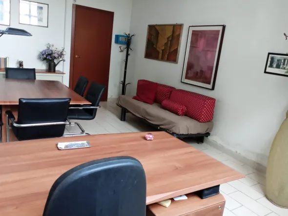BASSO FABBRICATO USO UFFICI