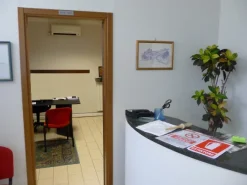 BASSO FABBRICATO USO UFFICI