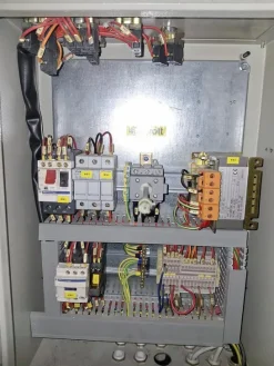 BD PLAST NON-STOP SCREENCHANGER 300 mm.