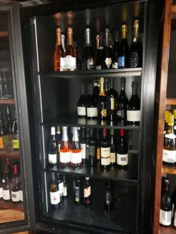 2#9507 Bottiglie di vino