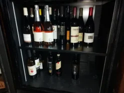 2#9507 Bottiglie di vino