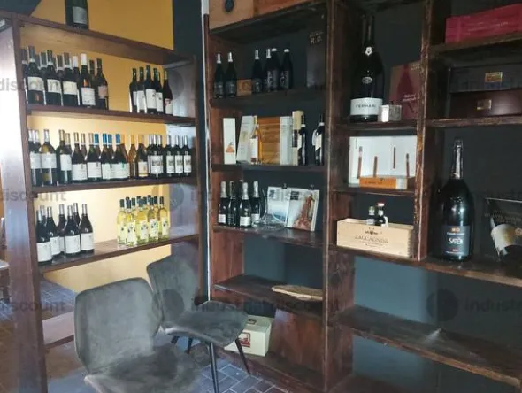 2#9507 Bottiglie di vino