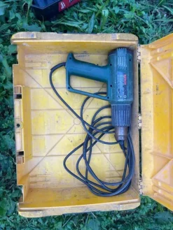 8#7935 Box uffici prefabbricato e attrezzatura edile
