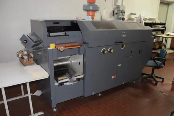 4#4086 Brossuratrice automatica Duplo