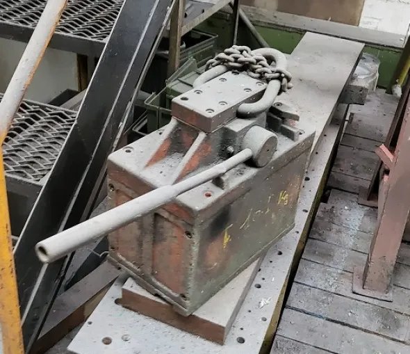 CALAMITAPORTATA 10 TON.