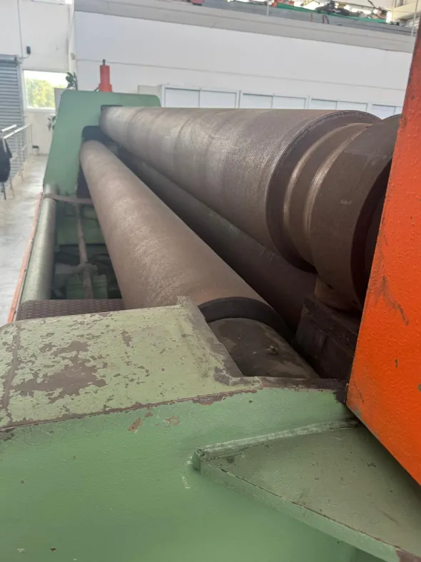 Calandra 4000x6mm usata