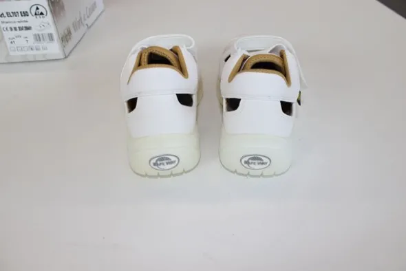 79#5237 Calzature sanitarie Safe Way