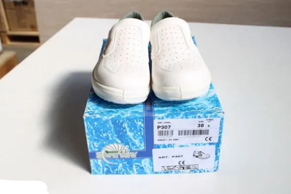 116#5240 Calzature sanitarie Safe Way0QA711