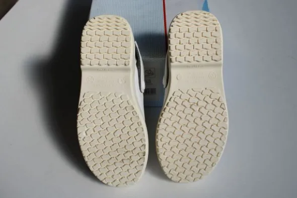 118#5240 Calzature sanitarie Safe Way 00EN219S1 ESD SRC